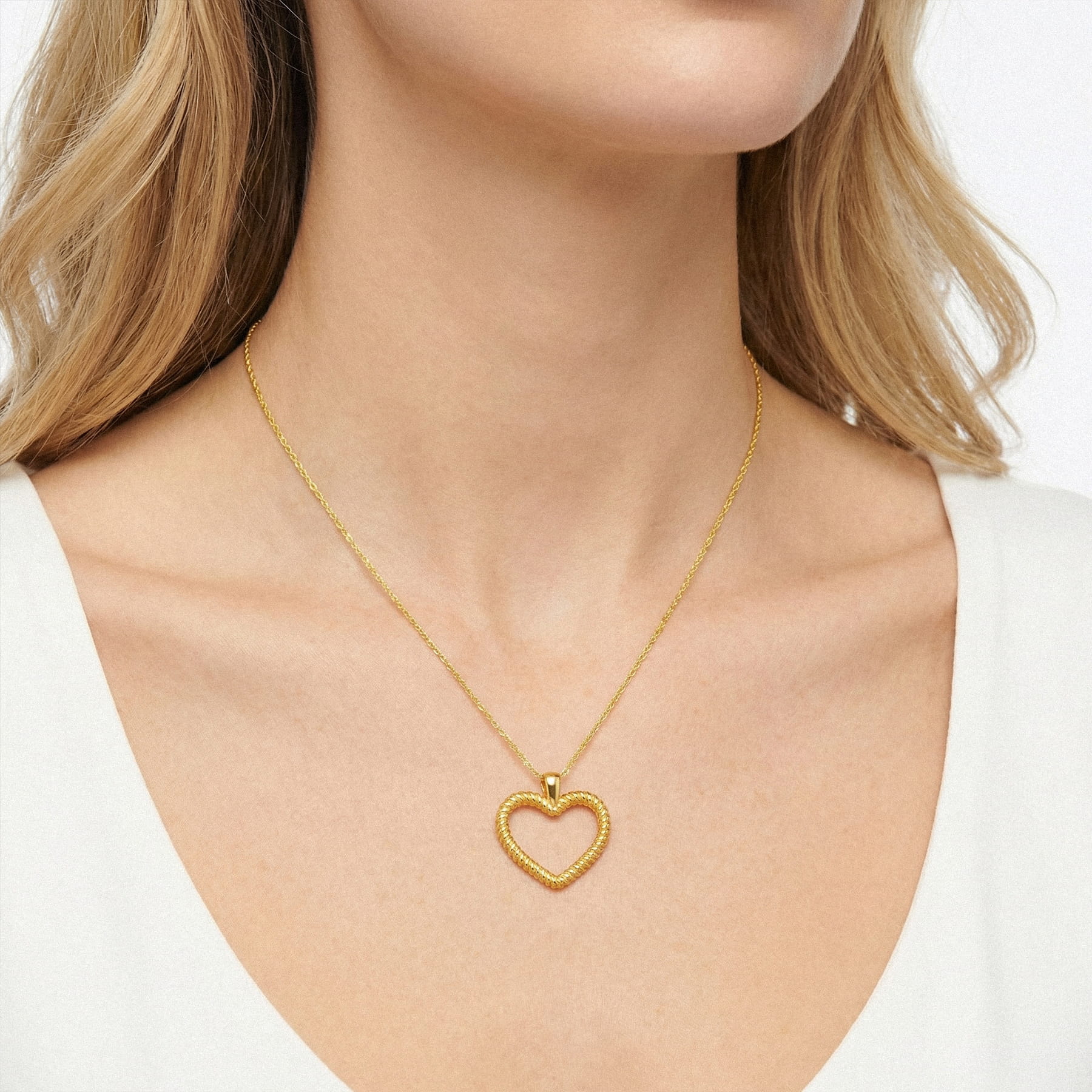 Rope Open Heart Gold Necklace