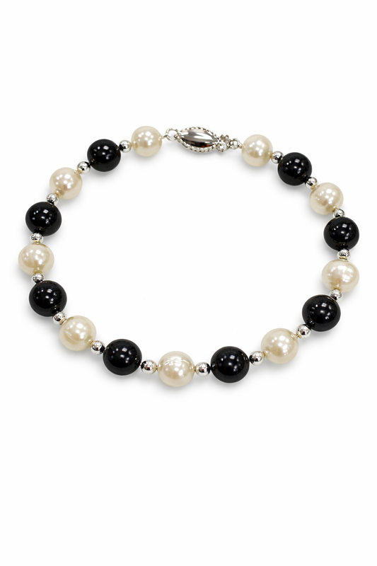 Freshwater Pearl & Black Onyx Bracelet (7–8 mm)