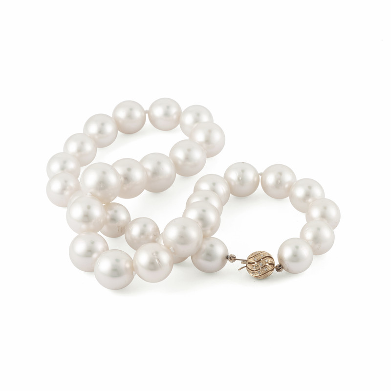 White South Sea Pearl Necklace (12-14.5mm)