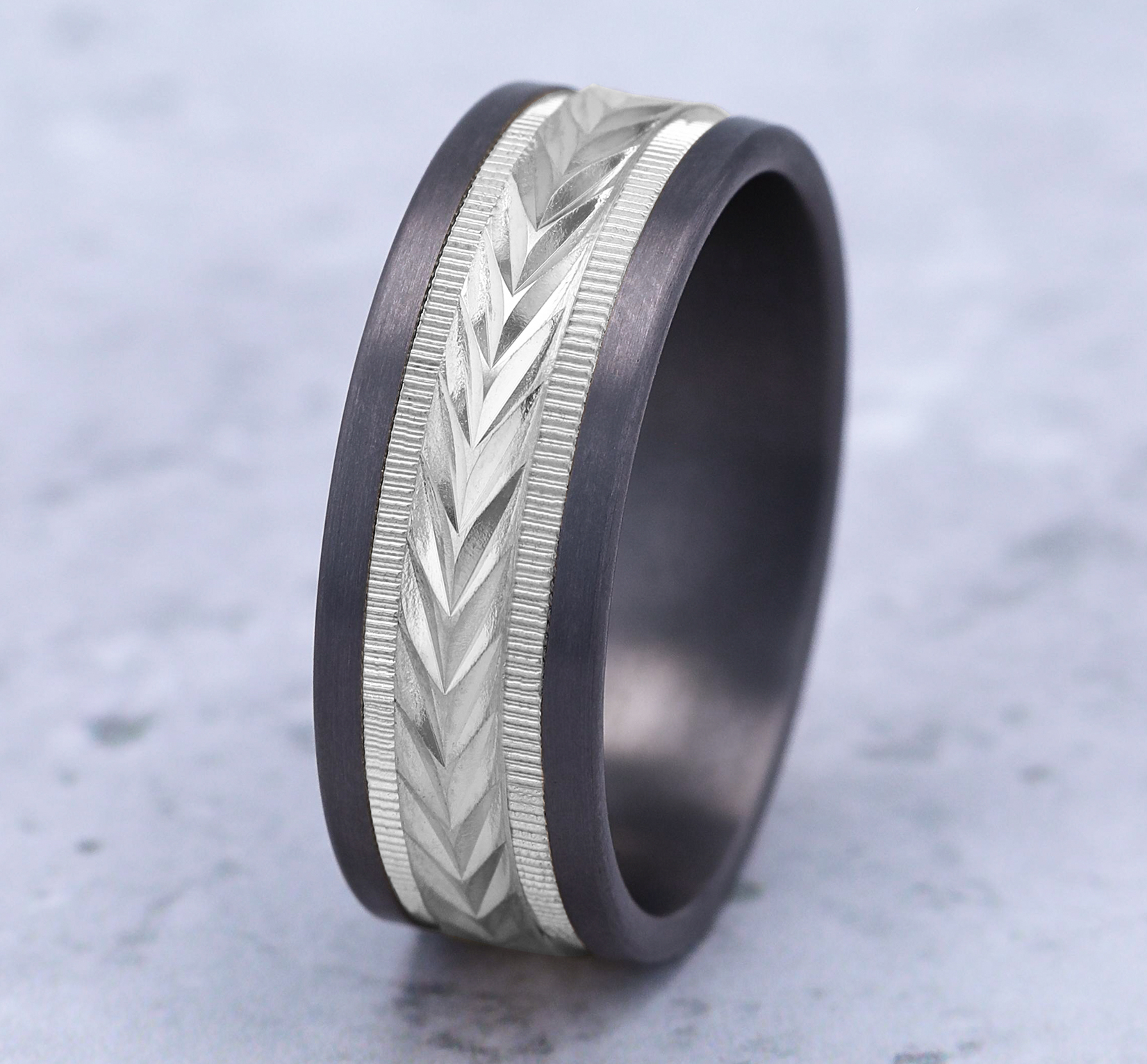 Heritage Comfort-Fit Band (8mm)